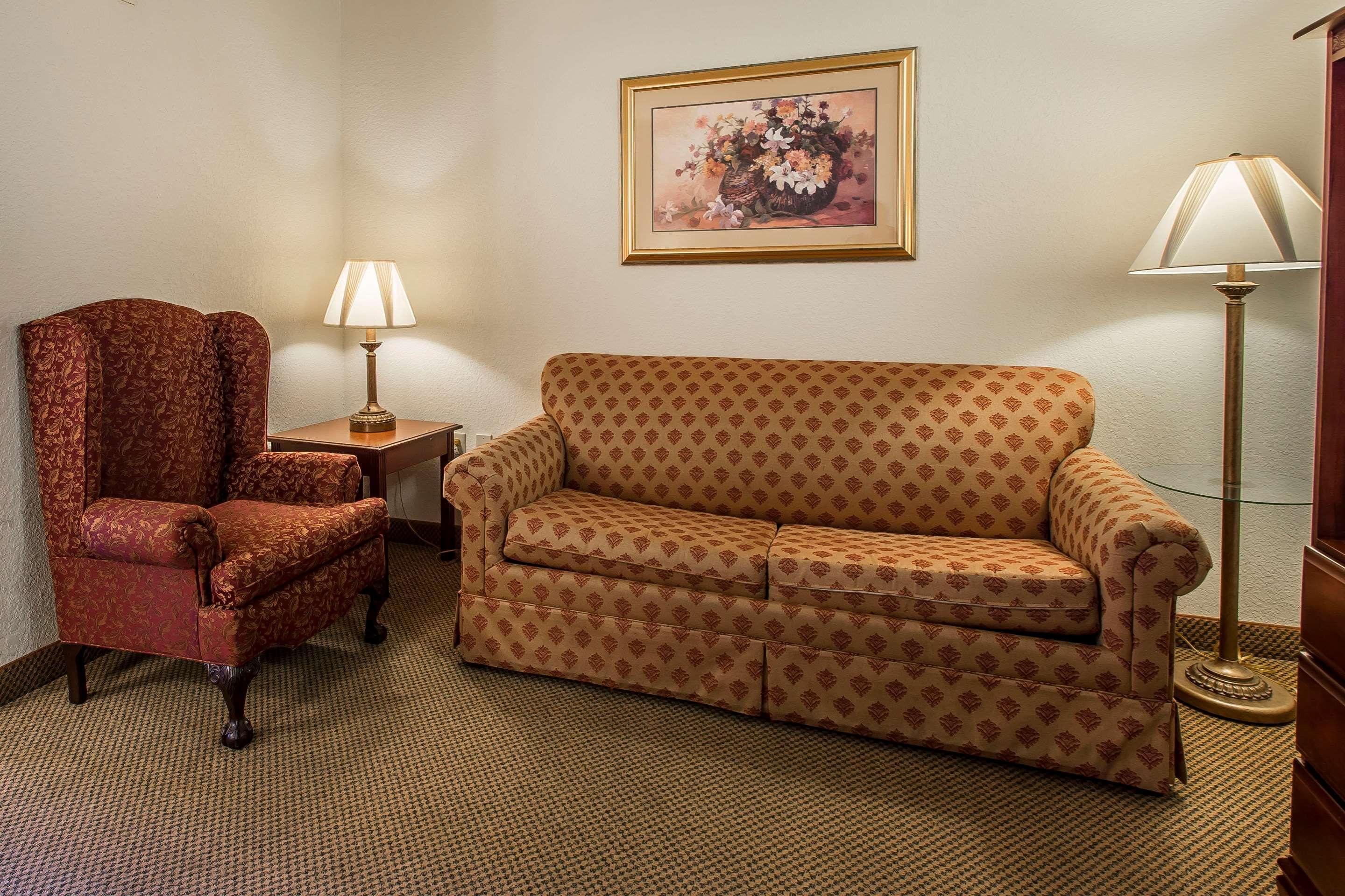 Econo Lodge Inn & Suites Marianna Ngoại thất bức ảnh